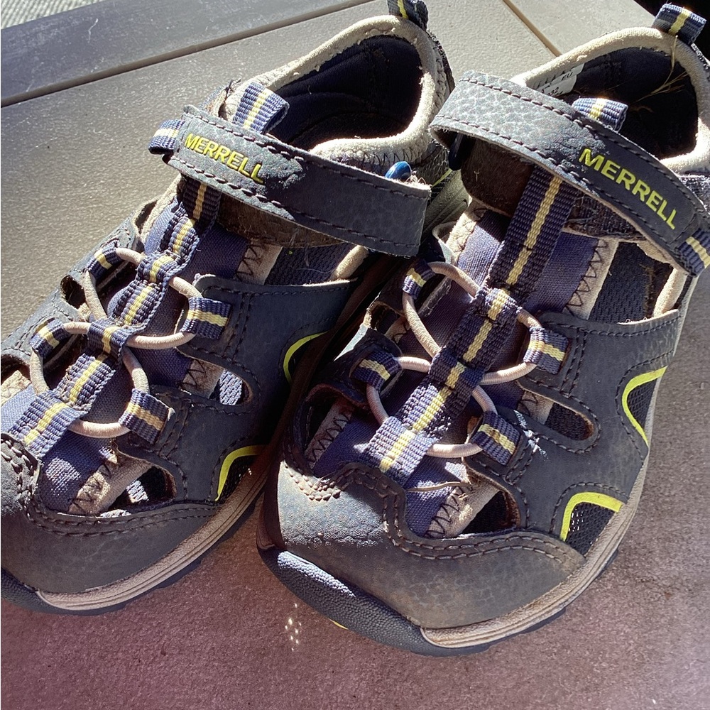 Merrell water shoe toddler 9M gray